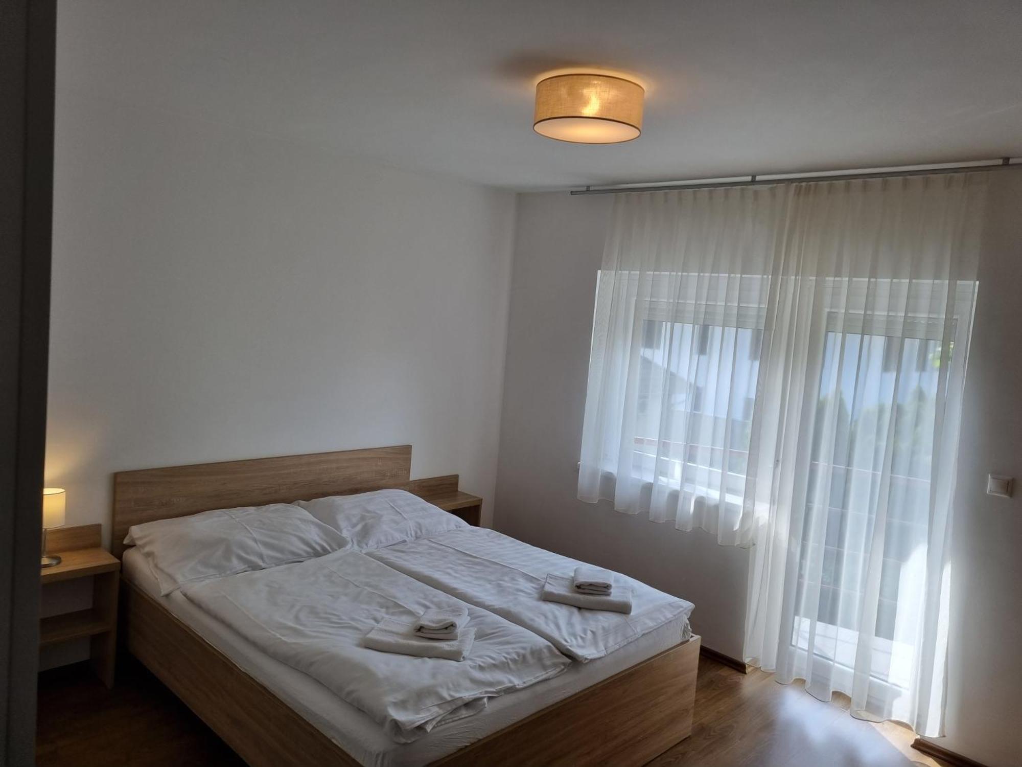 Ádám Apartmanház Siófok Habitación foto
