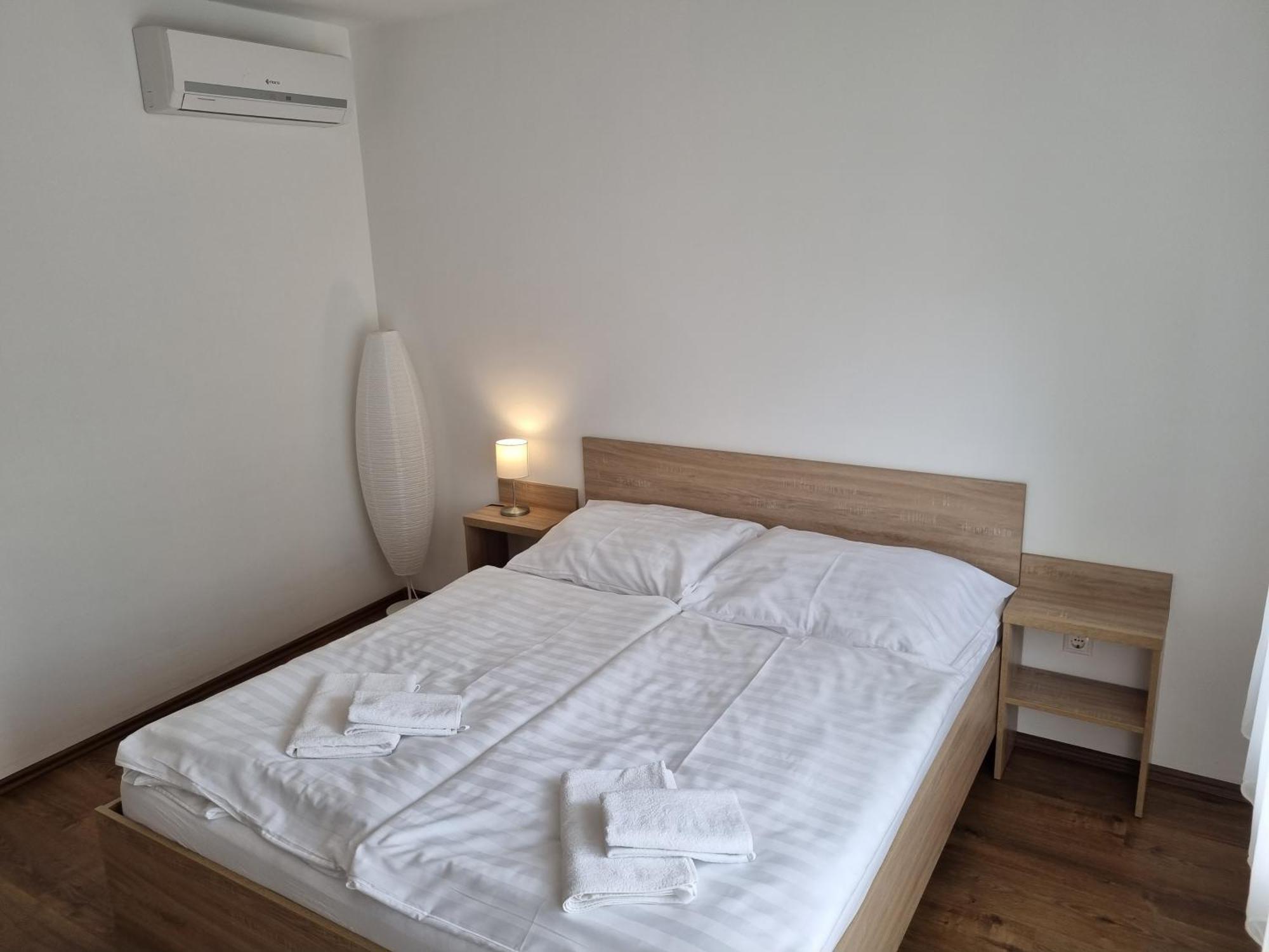 Ádám Apartmanház Siófok Habitación foto